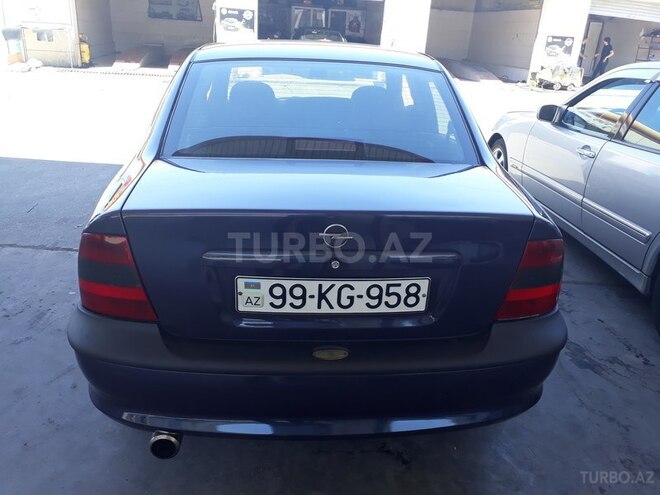Opel Vectra 1996, 280,000 km - 1.6 l - Bakı