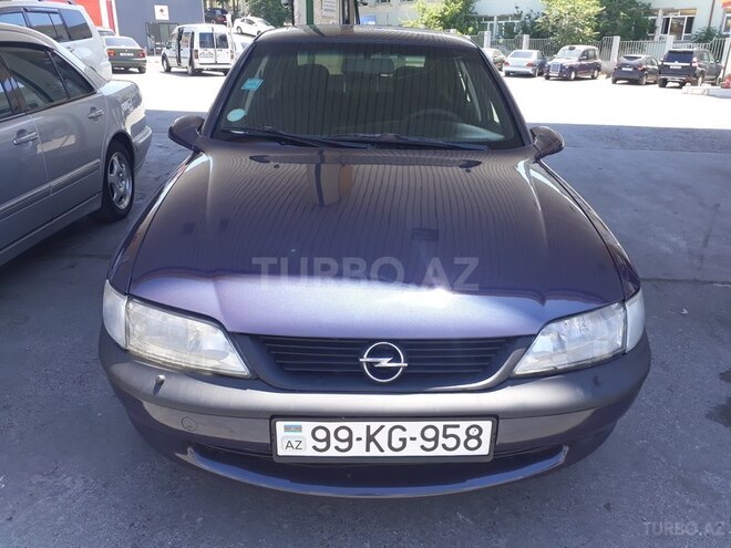 Opel Vectra 1996, 280,000 km - 1.6 l - Bakı