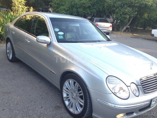 Mercedes E 200 2004, 184,000 km - 2.0 l - Bakı