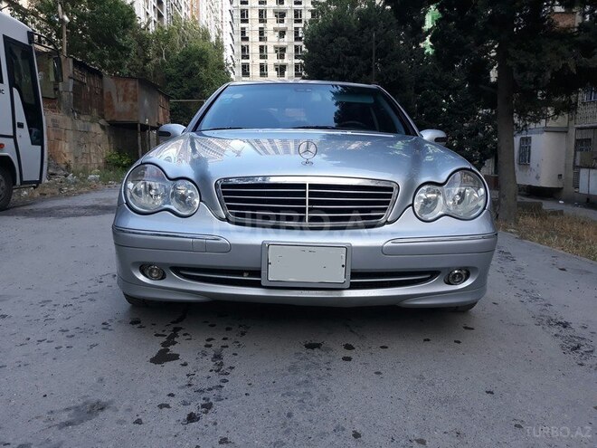 Mercedes C 200 2002, 235,682 km - 2.0 l - Bakı