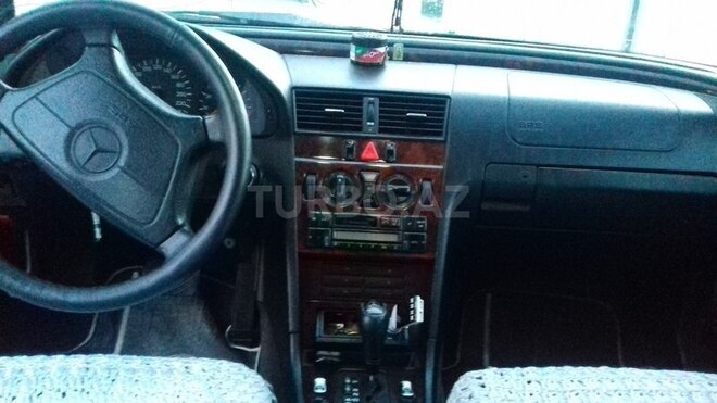 Mercedes C 180 1997, 627,000 km - 1.8 l - Salyan