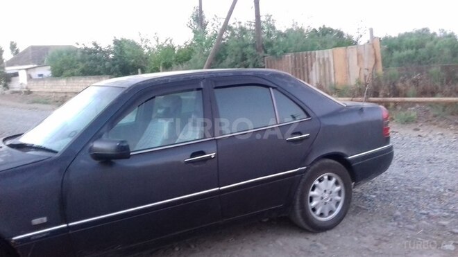 Mercedes C 180 1997, 627,000 km - 1.8 l - Salyan