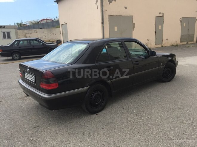 Mercedes C 180 1999, 256,778 km - 1.8 l - Bakı