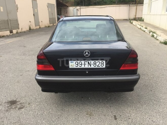 Mercedes C 180 1999, 256,778 km - 1.8 l - Bakı