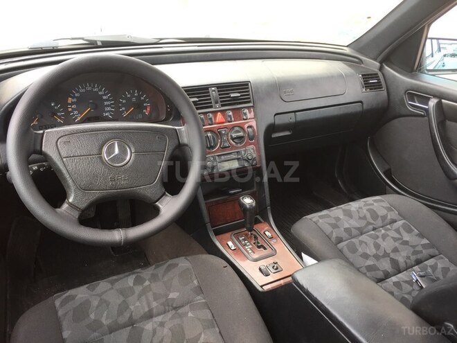 Mercedes C 180 1999, 256,778 km - 1.8 l - Bakı