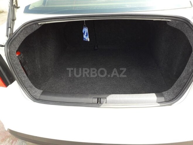 Volkswagen Jetta 2010, 162,000 km - 1.6 л - Sumqayıt