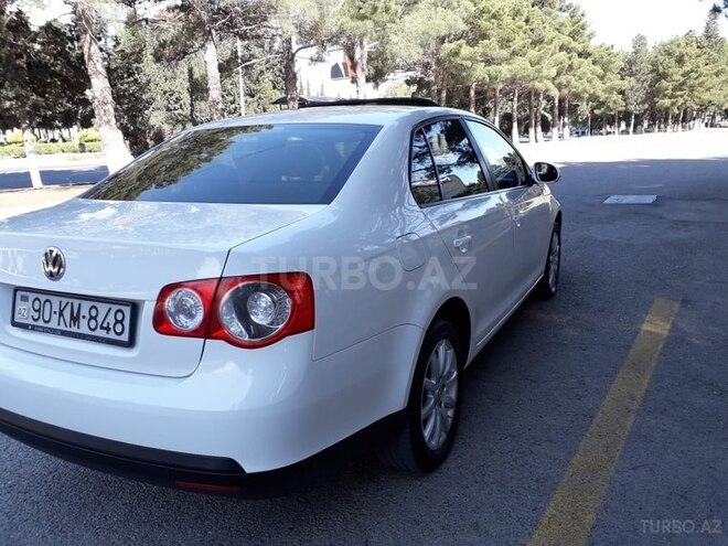 Volkswagen Jetta 2010, 162,000 km - 1.6 л - Sumqayıt