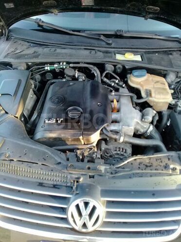Volkswagen Passat 2002, 283,334 km - 1.8 л - Bakı