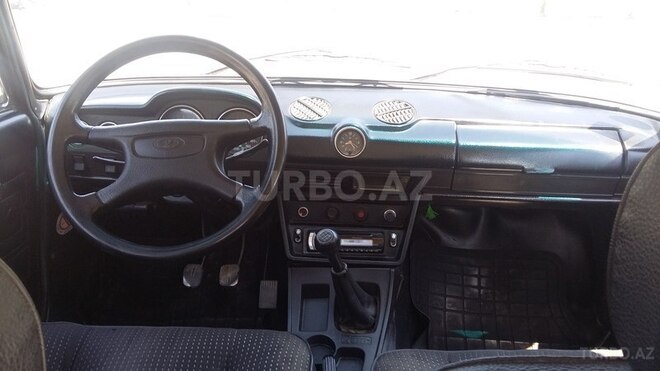 LADA (VAZ) 2106 1998, 250,000 km - 1.6 l - Salyan