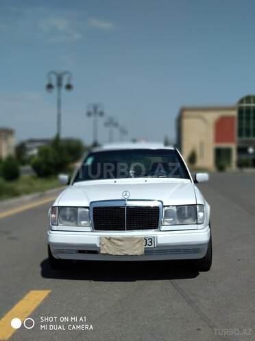 Mercedes E 200 1989, 380,000 km - 2.0 l - Bakı