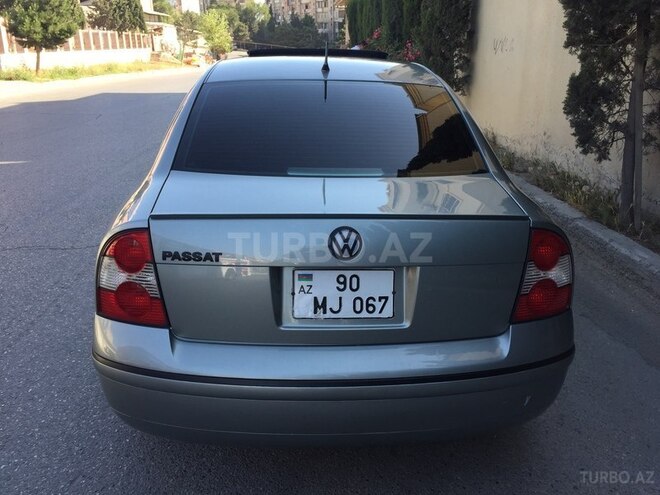 Volkswagen Passat 2004, 249,230 km - 1.8 l - Bakı