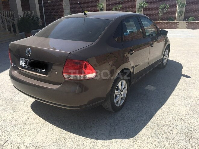 Volkswagen Polo 2015, 120,000 km - 0.2 l - Bakı