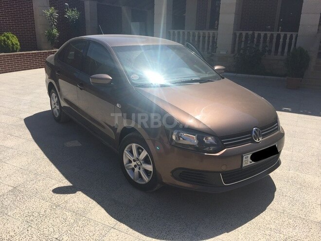 Volkswagen Polo 2015, 120,000 km - 0.2 l - Bakı