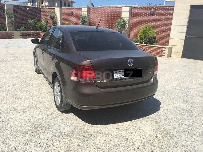 Volkswagen Polo 2015, 120,000 km - 0.2 l - Bakı