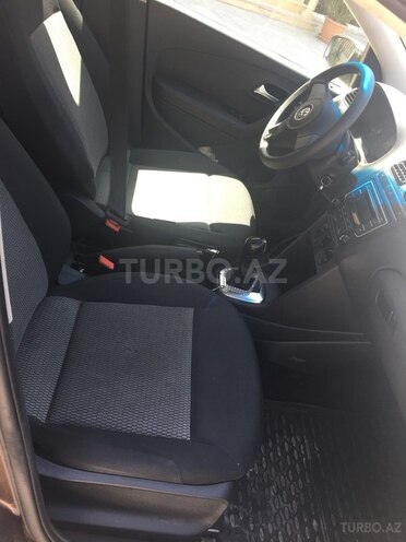 Volkswagen Polo 2015, 120,000 km - 0.2 l - Bakı