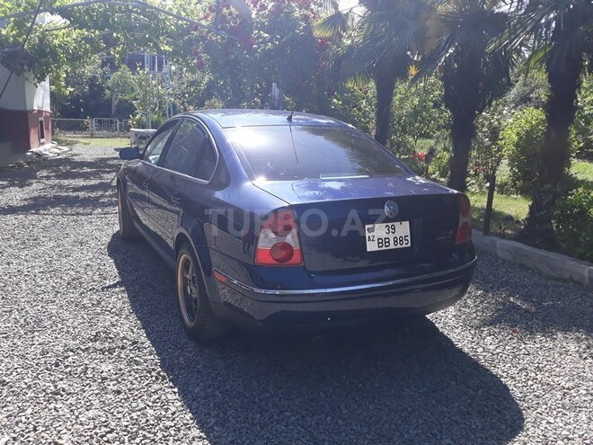 Volkswagen Passat 2001, 200,000 km - 1.8 l - Lənkəran