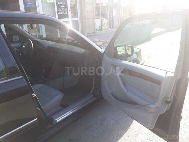 Mercedes C 230 2000, 137,000 km - 2.3 l - Bakı