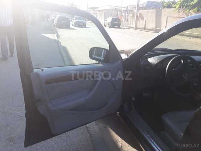 Mercedes C 230 2000, 137,000 km - 2.3 l - Bakı