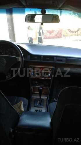 Mercedes E 250 1991, 500,000 km - 2.5 l - Bakı