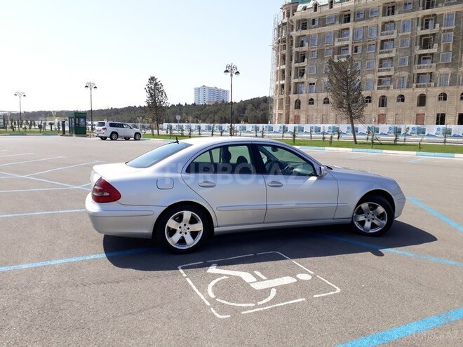 Mercedes E 220 2002, 310,000 km - 2.2 l - Bakı