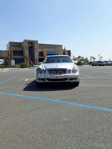 Mercedes E 220 2002, 310,000 km - 2.2 l - Bakı