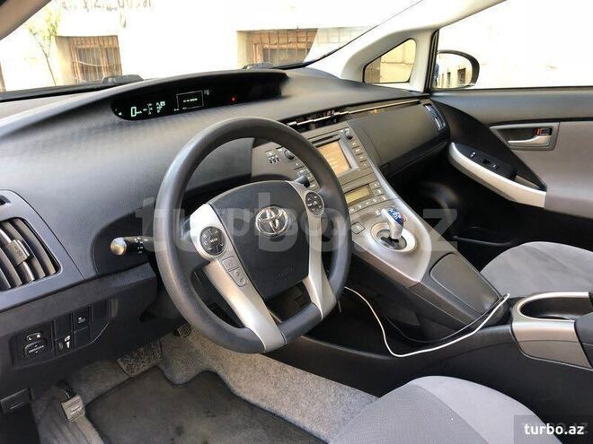 Toyota Prius 2012, 80,000 km - 1.8 л - Bakı