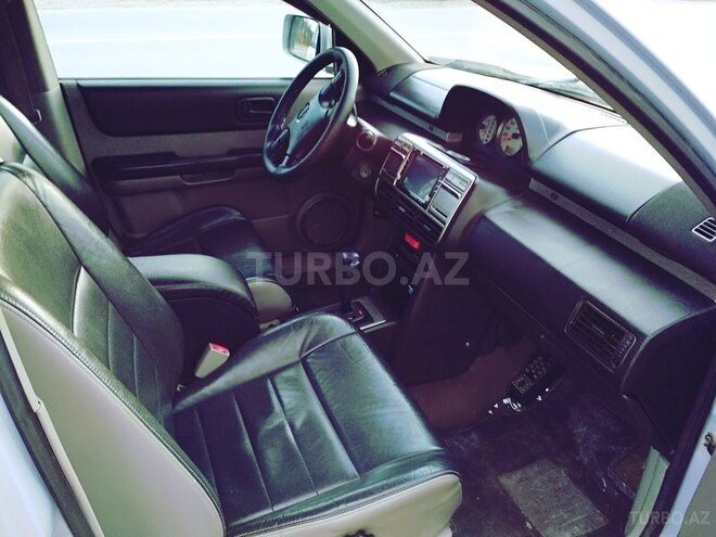 Nissan X-Trail 2002, 145,000 km - 2.0 l - Qusar