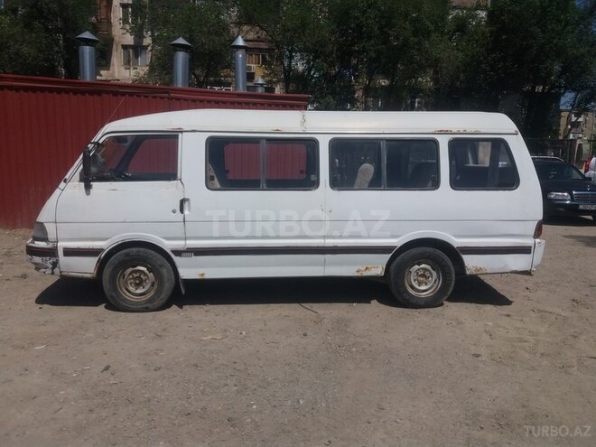 Kia Pregio 1996, 257,000 km - 2.7 l - Sumqayıt