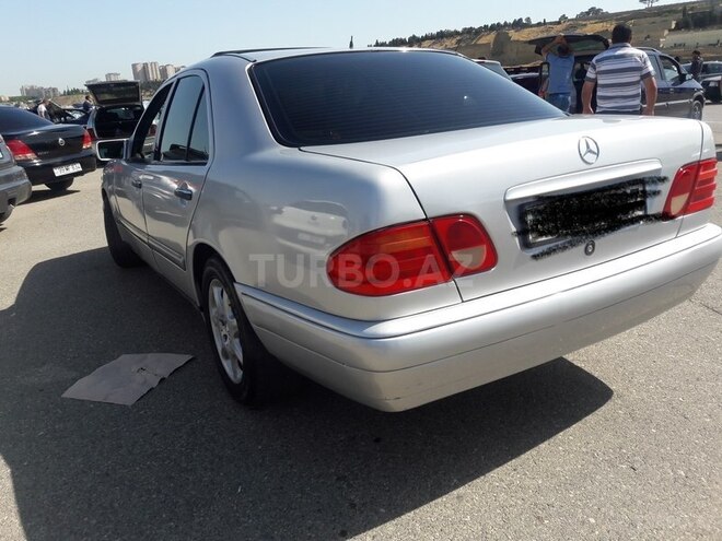 Mercedes E 280 1996, 281,000 km - 2.8 л - Astara