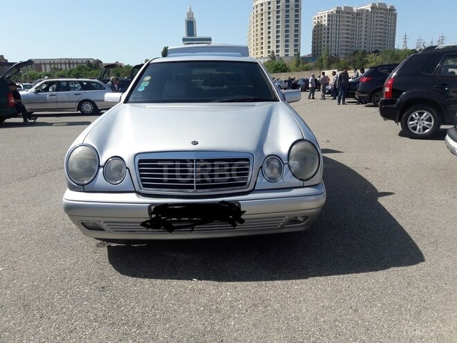 Mercedes E 280 1996, 281,000 km - 2.8 л - Astara