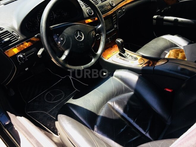 Mercedes E 260 2002, 230,000 km - 2.6 l - Bakı