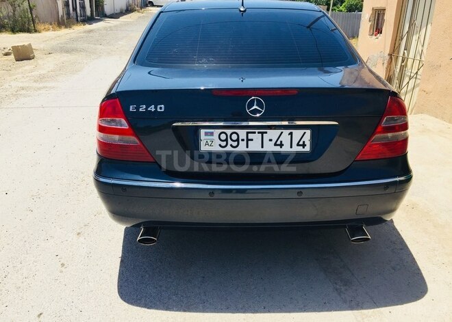 Mercedes E 260 2002, 230,000 km - 2.6 l - Bakı