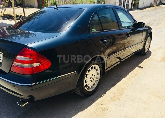 Mercedes E 260 2002, 230,000 km - 2.6 l - Bakı