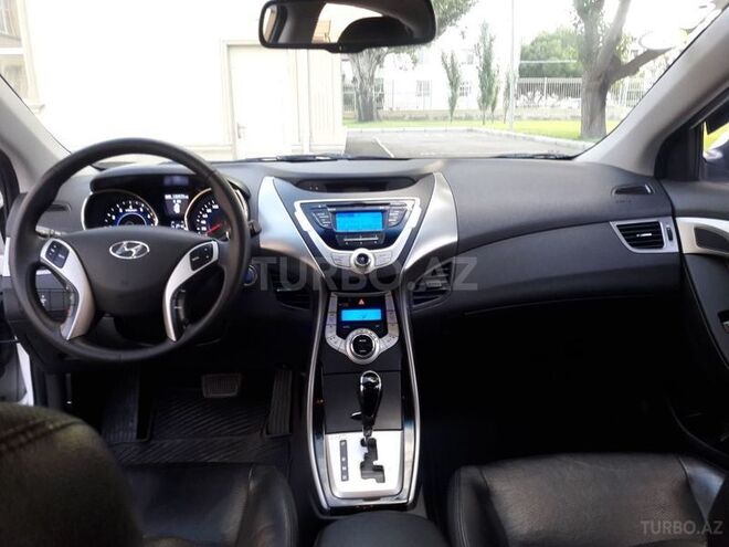 Hyundai Elantra 2010, 131,000 km - 1.6 l - Bakı