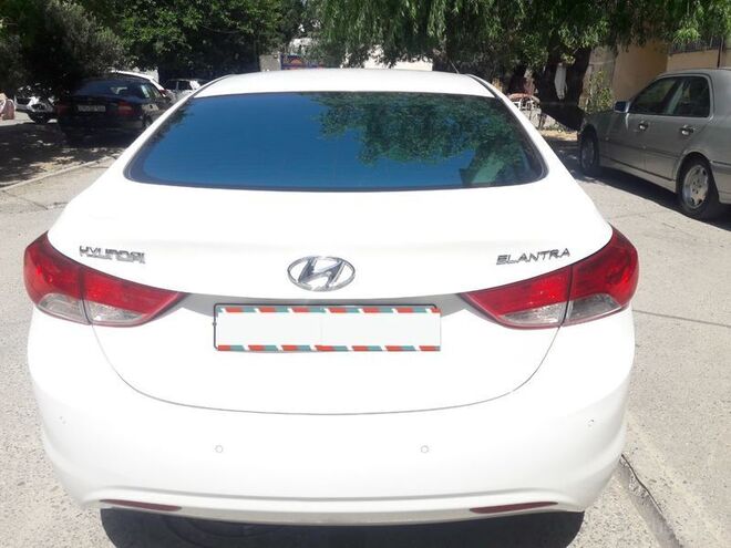 Hyundai Elantra 2010, 131,000 km - 1.6 l - Bakı