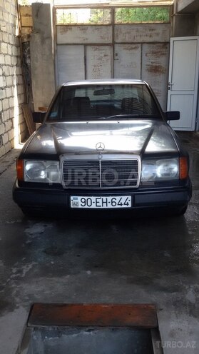 Mercedes E 200 1992, 352,841 km - 2.0 l - Gəncə