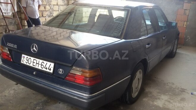 Mercedes E 200 1992, 352,841 km - 2.0 l - Gəncə