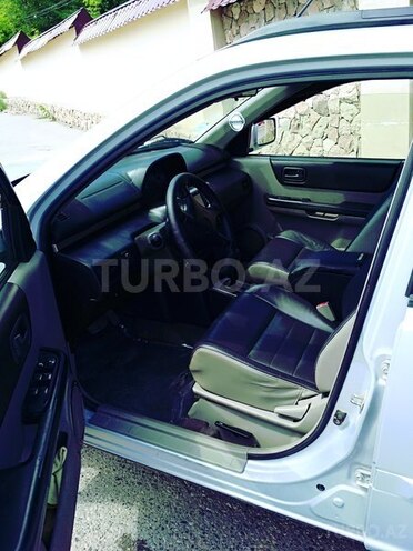 Nissan X-Trail 2002, 145,000 km - 2.0 l - Quba