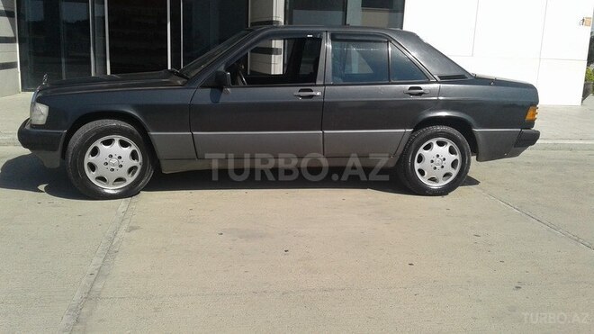 Mercedes 190 1989, 235,555 km - 1.8 л - Bakı