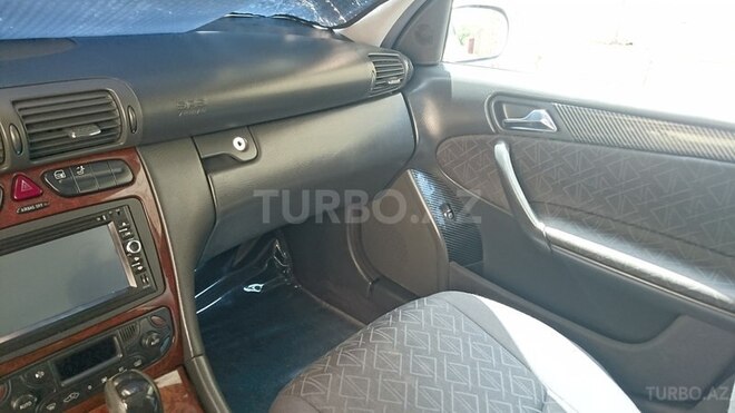 Mercedes C 240 2000, 203,000 km - 2.6 l - Bakı