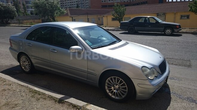 Mercedes C 240 2000, 203,000 km - 2.6 l - Bakı