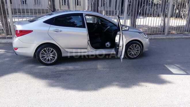 Hyundai Accent 2012, 180,000 km - 1.6 л - Bakı