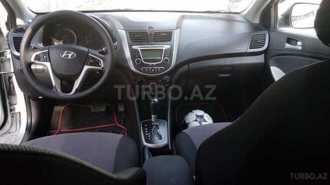 Hyundai Accent 2012, 180,000 km - 1.6 л - Bakı