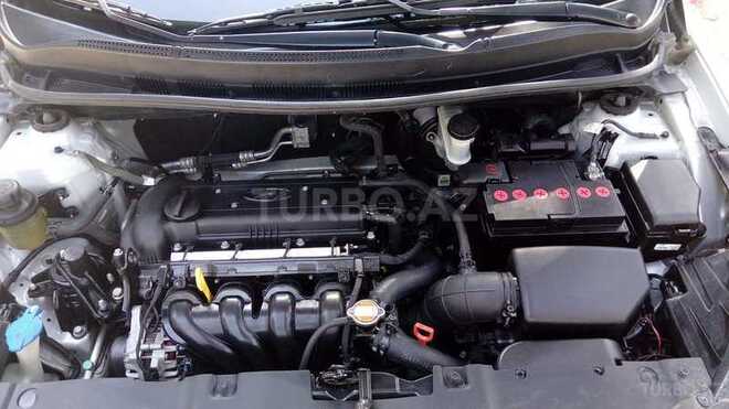 Hyundai Accent 2012, 180,000 km - 1.6 л - Bakı