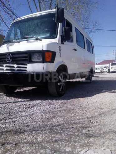 Mercedes 208 D 1994, 1,542,000 km - 2.5 л - Bakı