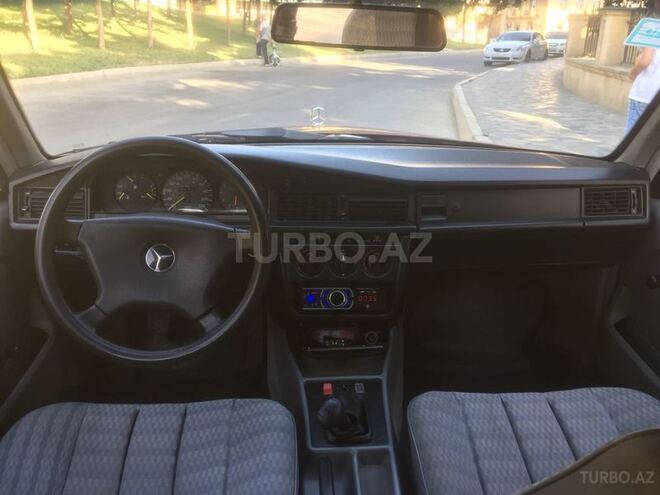 Mercedes 190 1992, 286,000 km - 1.8 l - Sumqayıt