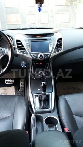 Hyundai Elantra 2014, 70,000 km - 1.8 l - Bakı