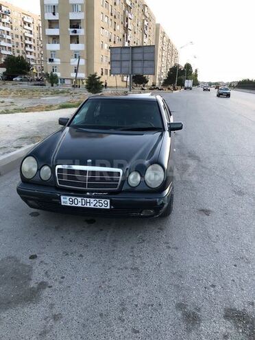Mercedes E 200 1996, 415,000 km - 2.0 л - Bakı