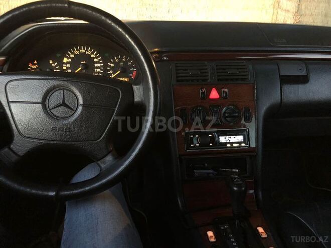 Mercedes E 200 1996, 415,000 km - 2.0 л - Bakı