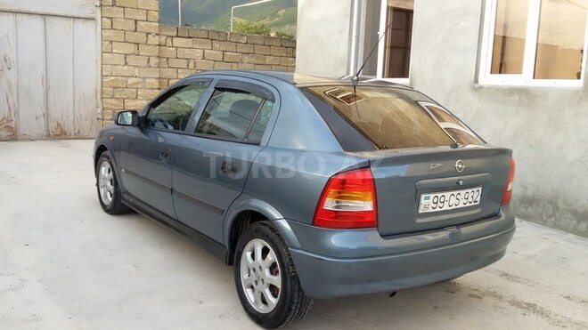 Opel Astra 1998, 250,000 km - 1.6 l - Şəki